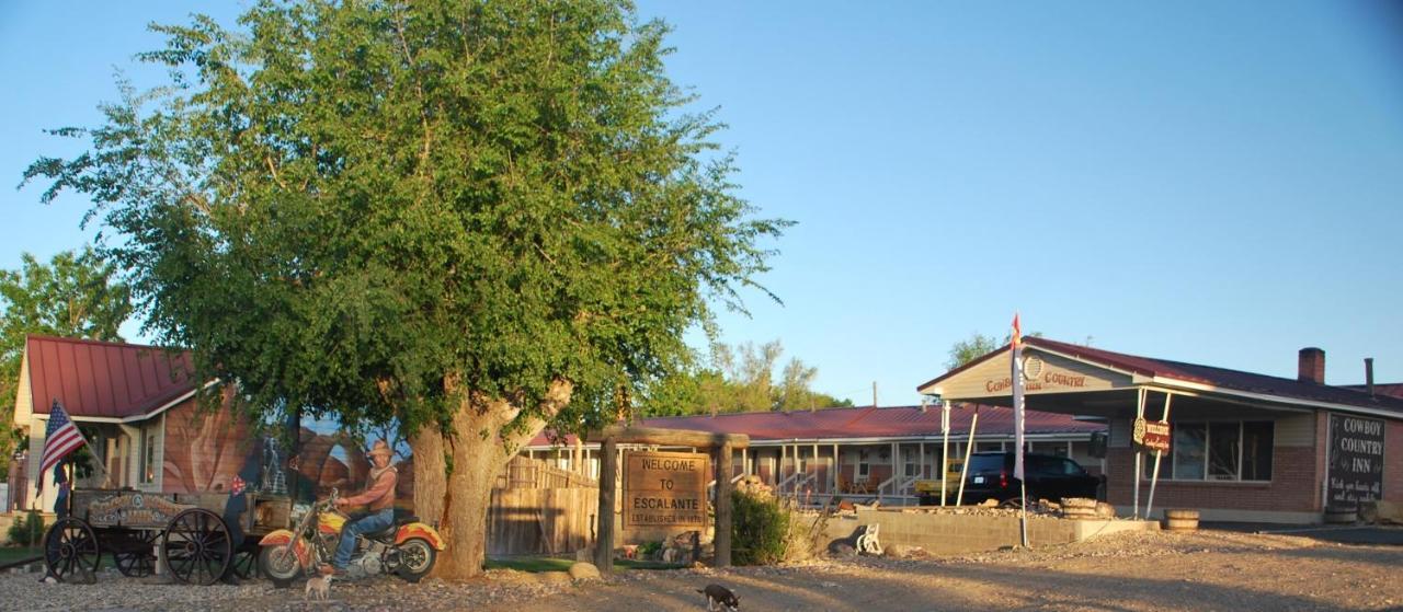Cowboy Country Inn เอสคาลานเท ภายนอก รูปภาพ
