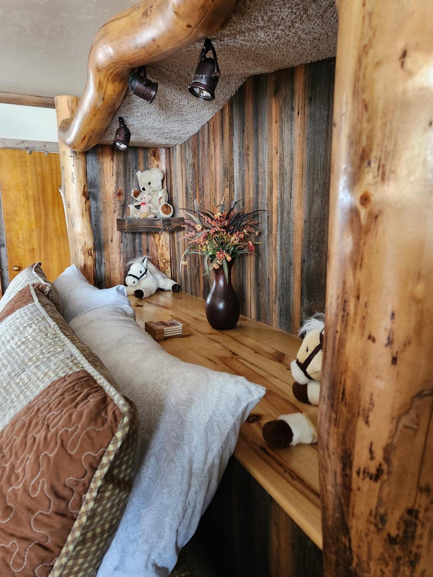 Cowboy Country Inn เอสคาลานเท ห้อง รูปภาพ