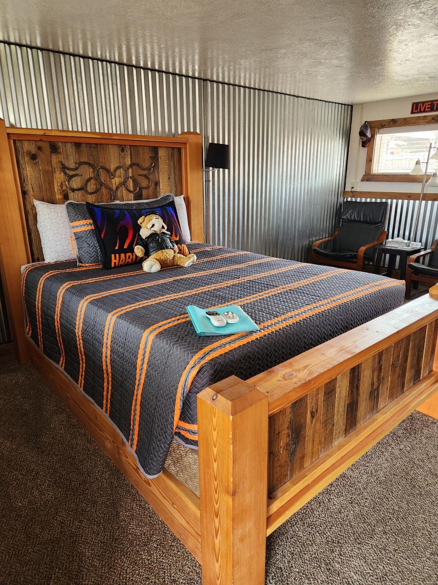 Cowboy Country Inn เอสคาลานเท ห้อง รูปภาพ